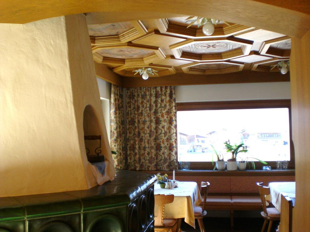 Ferienwohnung Familie Hoefler Längenfeld Buitenkant foto